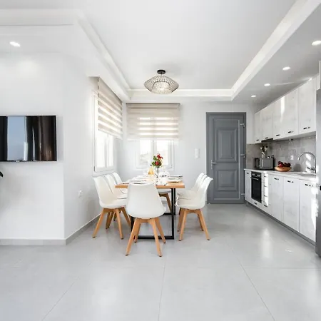 Naxos Skyline Luxury *