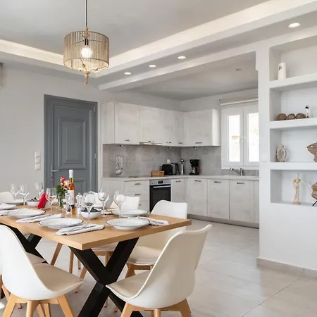 Naxos Skyline Luxury *