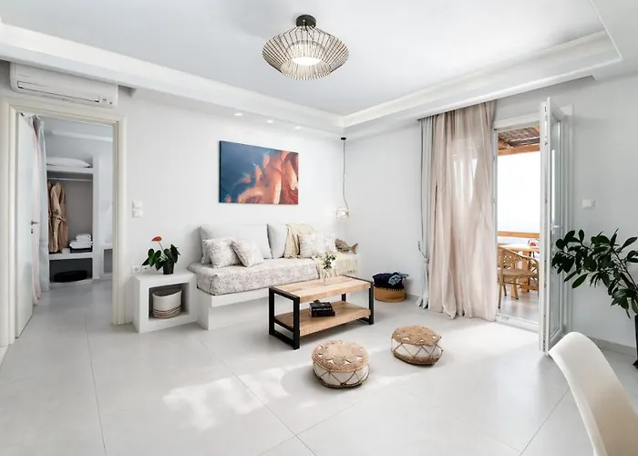 Naxos Skyline Luxury *