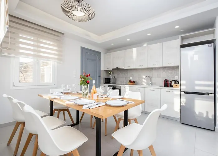 Villa Naxos Skyline Luxury