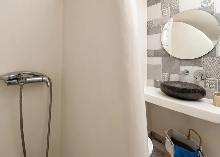 Naxos Skyline Luxury *