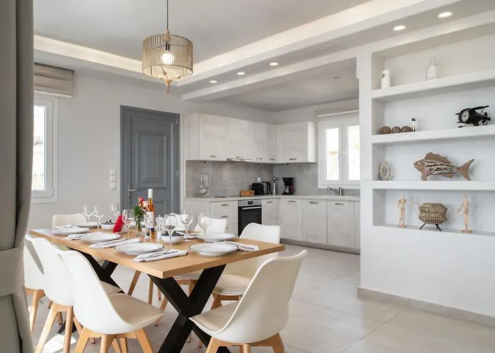 Naxos Skyline Luxury *